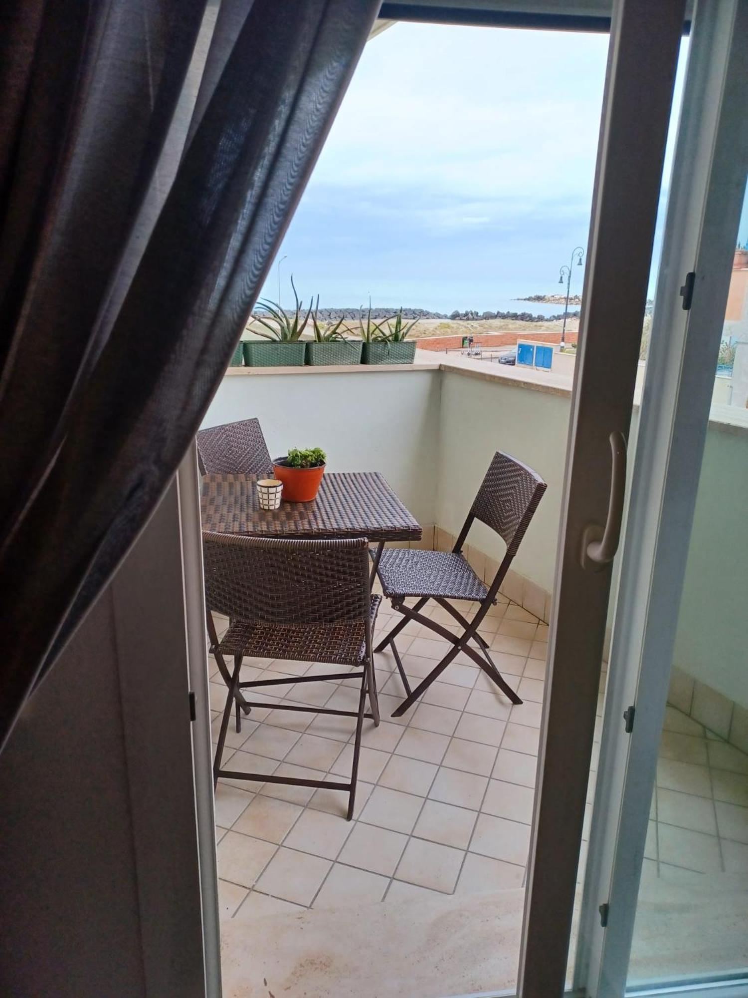 Armareaoverseassuites Fiumicino Exterior photo
